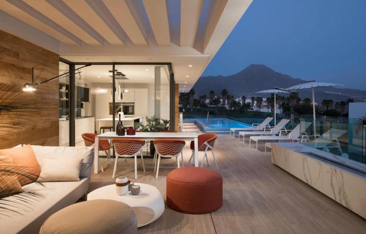 Luxury Villa Rebeka - Heated Pool And Jacuzzi Costa Adeje  Zewnętrze zdjęcie