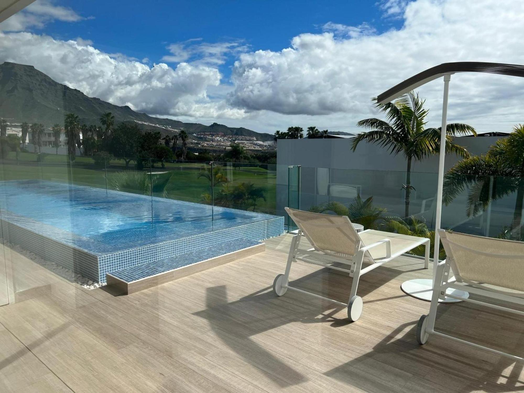 Luxury Villa Rebeka - Heated Pool And Jacuzzi Costa Adeje  Zewnętrze zdjęcie